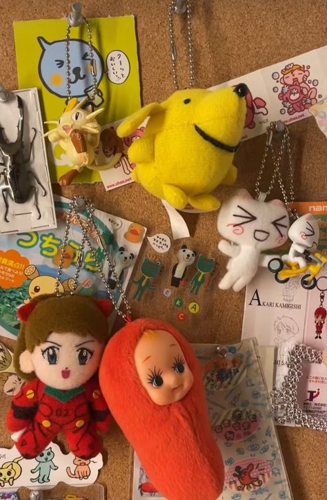 Anik Anik Core, Anik Anik, Toy Keychain, Crown Aesthetic, Toro Inoue, Retro Gadgets, Sonny Angel, Cute Keychain, All Things Cute