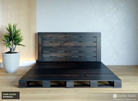 Wood Pallet Bed, Pallet Platform Bed, Wood Pallet Bed Frame, Pallet Bed Frame Diy, Bed Frame Diy, Pallet Bed Frames, Wood Pallet Beds, Pallet Bed Frame, Diy Pallet Bed