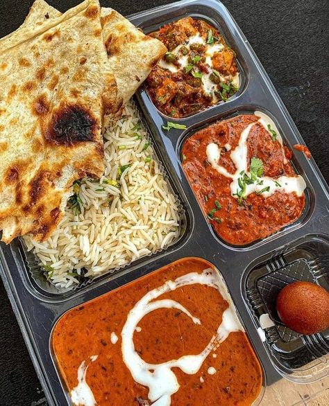 (227) Quora Punjabi Thali, Indian Food Photography, Punjabi Food, Vegetarian Snacks Recipes, Indian Street, Desi Food, Food Recipes Vegetarian, India Food, Indian Street Food