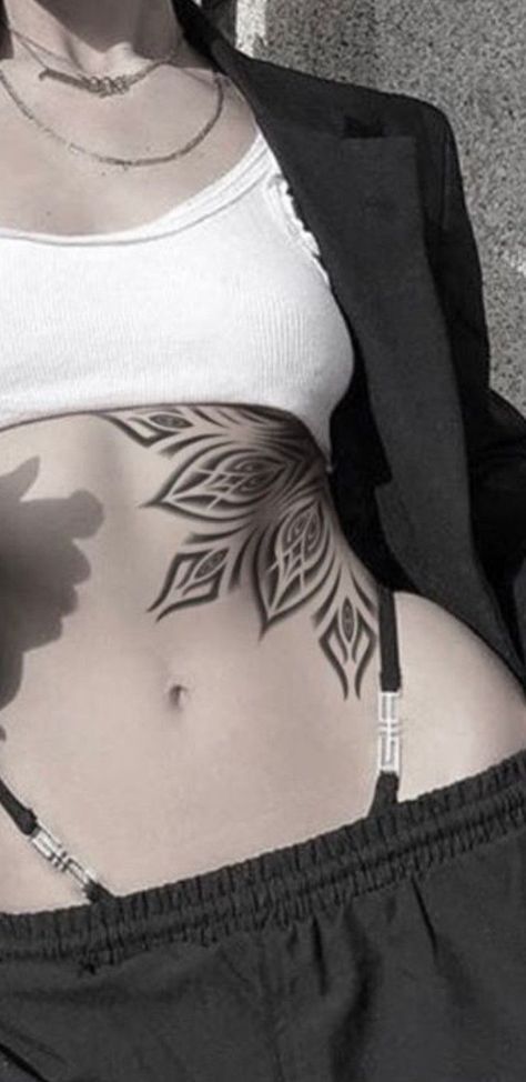 Woman Belly Tattoo, Stomach And Hip Tattoos, Belly Tattoos For Women Small, Blackout Neck Tattoo, Cute Belly Tattoos, Abdomen Tattoos Women, Tattoos For Women Dragon, Lower Abdomen Tattoo Women, Lower Belly Tattoos For Women