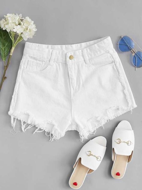 Shorts Jeans Branco, Short Blanc, White Jean Shorts, White Denim Shorts, Shorts Jeans, Denim Shorts Women, Short En Jean, Beach Wear, White Denim