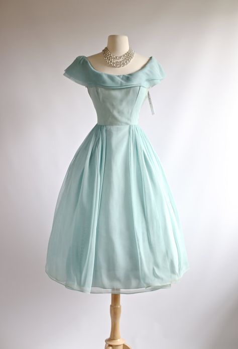 Aquamarine Party, 50s Prom Dress, 50s Prom Dresses, Vintage Fashion 50s, Retro Wedding Dresses, 50s Prom, Dress For Prom, Aquamarine Color, Fashion 50s