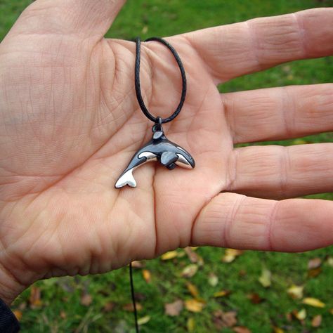 Pokemon Jewelry, Whale Jewelry, Free Willy, Hammered Silver Jewelry, Journey Pendant, Silver Necklace Simple, Beautiful Beaded Jewelry, Whale Necklace, Necklace Moon