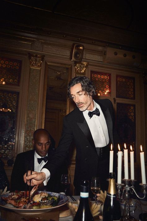 Poker Night Party Outfit, Old Money Party, Nye Aesthetic, Black Tie Dinner Party, Money Edit, Casino Royale Theme, Edit On Instagram, Master Tailor, Party Photoshoot