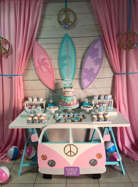 California Dreaming Party Theme, Volkswagen Birthday, Hawaiian Birthday Cakes, Beach Theme Birthday Party, Surfer Party, Beach Birthday Cake, Beach Theme Birthday, Surf Birthday Party, Baby China