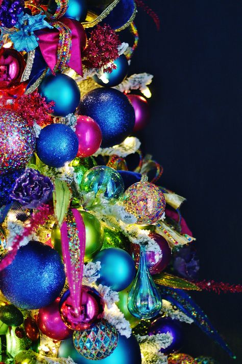 A Bright and Merry Christmas Dining Room - Thistlewood Farm Bright Coloured Christmas Decorations, Red Blue Green Silver Christmas Tree, Hot Pink And Blue Christmas Tree, Jewel Color Christmas Tree, Neon Christmas Tree Ideas, Jewel Tone Christmas Decorations, Neon Ornaments Christmas Tree, Multi Colored Christmas Decor, Bright Christmas Tree Decorations