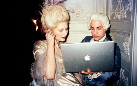 A look behind the making of Sofia Coppola's 2006 film. All 100% historically accurate. Sofia Coppola Movies, Marie Antoinette Movie, Marie Antoinette 2006, Living In London, Septième Art, Mary Shelley, Mac Book, Sofia Coppola, Famous Movies