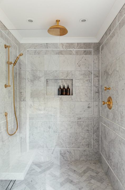 How to Plan and Design a Shower Niche - roomfortuesday.com Marble Bathroom Counter, Bathroom Niche, Shower Renovation, Walk In Shower Designs, Shower Controls, Marble Showers, Gold Fixtures, Shower Niche, Space Room