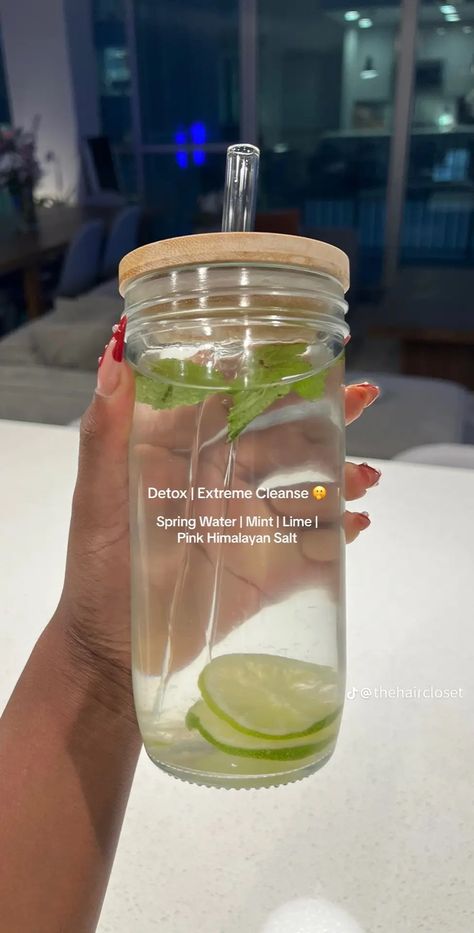 Detox Water Recipe, Healthy Juice Drinks, Easy Healthy Meal Prep, Healthy Drinks Smoothies, Healthy Food Dishes, Healthy Juice Recipes, Healthy Water, Healthy Food Motivation, Healthy Lifestyle Food