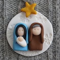 Fimo Diy, Clay Christmas Decorations, Polymer Clay Ornaments, Christmas Clay, Nativity Ornaments, Polymer Clay Christmas, Nativity Crafts, 수채화 그림, Clay Ornaments