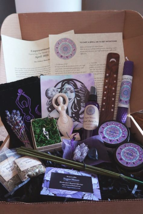 Mystic Box, Wiccan Crafts, Online Psychic, Spell Casting, Psychic Reader, Witch Spell, Witch Magic, Magic Box, Wiccan Spells