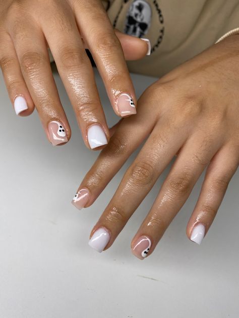 Acrylic Overlay Nails Short Halloween, Halloween Nail Designs On Natural Nails, Cute Simple Halloween Nail Ideas, Halloween Nails Short French Tip, Cute Simple Short Halloween Nails, Simple Neutral Nails Short, Nail Ideas Halloween Short, Short Square Nail Designs Halloween, Extremely Short Nail Designs