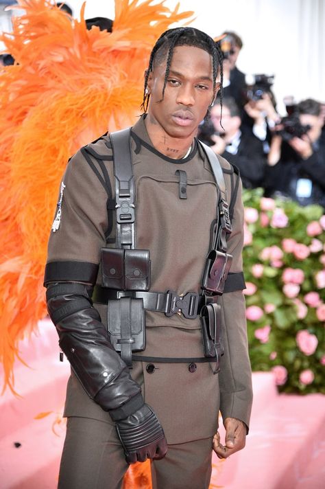 Met Gala Red Carpet Dresses 2019 | These Met Gala Looks Are Dramatic Enough to Entertain You For the Rest of the Year | POPSUGAR Fashion Photo 40 Travis Scott Met Gala, Met Gala Outfits Ideas Men, Met Gala Outfits Ideas, Rappers Style, Red Carpet Dresses 2019, Travis Scott Outfits, Most Iconic Dresses, Gala Outfits, Outfit Designer