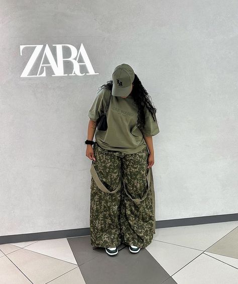 Streetwear Fashion Plus Size, Urban Chic Outfits, Street Style Outfits Casual, Casual Trendy Outfits, Mode Swag, Plus Size Baddie Outfits, Streetwear Chic, Mode Zara, Cute Modest Outfits