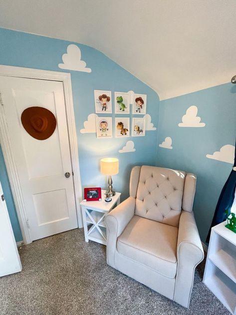 Pixar Nursery, Disney Kids Rooms, Disney Baby Rooms, Toy Story Bedroom, Toy Story Nursery, Toy Story Room, Toddler And Baby Room, Toy Story Baby, Toddler Boy Room Decor