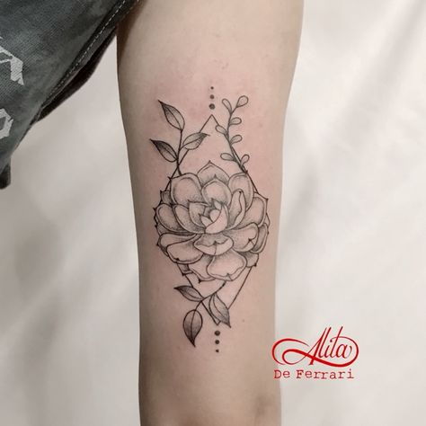 #succulent #linework #whipshading #floraltattoo #botanicaltattoo #blackwork #ladytattooer #alitadeferrari | By Alita De Ferrari | Dec 13th 2018 | 792980 Succulent Back Tattoo, Succulent Shoulder Cap Tattoo, Black Succulent Tattoo, Black And White Succulent Tattoo, Simple Succulent Tattoo, Geometric Succulent Tattoo, Succulent Tattoos For Women, Suculentas Tattoo, Small Succulent Tattoo