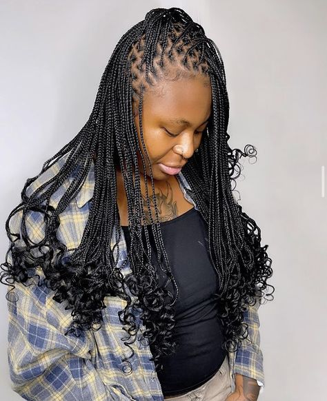 60 Box Braids Hairstyles for Black Women to Try in 2023 Box Braids Mixed Colors, Colors Box Braids, Chunky Box Braids, Box Braids Knotless, Braids Hairstyles For Black Women, Micro Braids Hairstyles, Shaved Hairstyles, Braids Knotless, Short Shaved Hairstyles