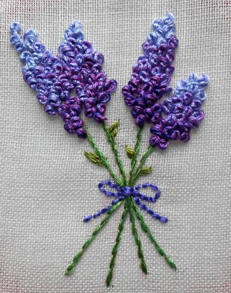 Brezilya Lilac Embroidery Patterns, Plastic Canvas Stitch, Embroidery Floss Projects, Canvas Stitch, Silk Ribbon Embroidery Patterns, Beginner Embroidery, Hand Embroidery Projects, Hand Embroidery Flowers, Pola Sulam