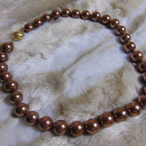 12mm Coffee Brown South Sea Pearl Necklace Genuine South Sea Pearl Brand New 100% Round And Smooth Very Good Luster Hand-Knotted 14kgp Ball Coffee Brown Color, South Sea Pearl Necklace, Sea Pearl, South Seas, South Sea Pearls, Coffee Brown, Tahiti, Brown Gold, Hand Knotted