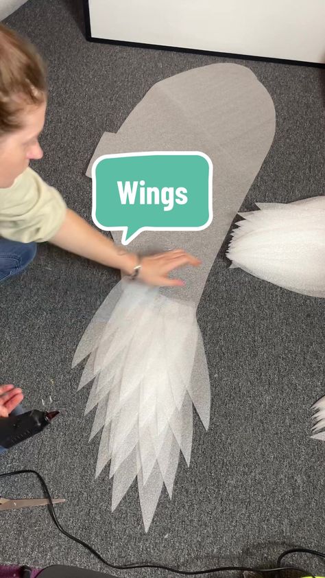 XLDecorations on TikTok How To Make Angel Wings, Dark Angel Wings, Diy Angel Wings, Foam Glue, Diy Angels, Cosplay Diy, Foam Sheets, Cable Wire, Dark Angel