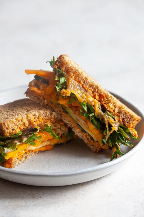 Creamy Sweet Potato & Roasted Red Pepper Spread | The Full Helping Grilled Fruit Dessert, Sweet Potato Roasted, Vegan Sweet Potato Recipes, Potato Roasted, Roasted Red Pepper Dip, Potato Sandwich, Sweet Potato Hummus, Sprouted Grain Bread, Sweet Potato Skins