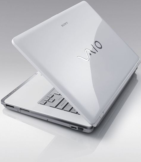 Work laptop Laptop Sale, Sony Vaio Laptop, School Shopping List, Old Laptop, Money Bill, Laptop Design, Refurbished Laptops, Sony Vaio, Laptops For Sale