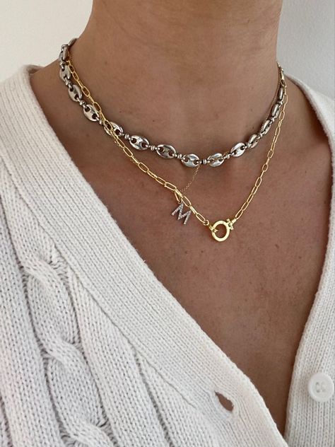 Silver And Gold Mixed Necklace, Stacked Necklaces Mixed Metals, Two Tone Necklace Layering, Mixing Metals Necklaces, Good And Silver Jewelry Mixed, Gold And Silver Layered Necklaces, Vintage Layered Necklaces, Mixing Metal Jewelry, Necklace Stack Gold And Silver