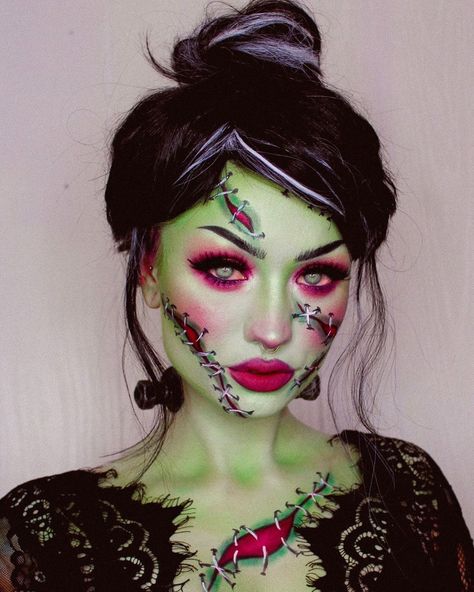 17.5k Likes, 239 Comments - SAM ⚡️ (@sn0ok) on Instagram: “🖤bride of frankenstein🖤  Highkey lowkey... I think this is my fav Halloween look I’ve done this…” Monster Makeup, Creepy Makeup, Creepy Halloween Makeup, Cute Halloween Makeup, Halloween Makeup Diy, Cool Halloween Makeup, Special Fx Makeup, Amazing Halloween Makeup, Horror Makeup