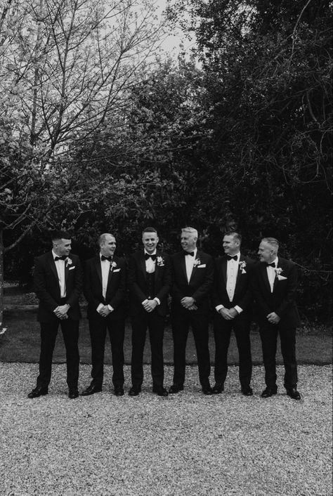 Groomsmen candid group shot idea wearing black tie in black and white at davenport house Bridal Party Photos Groomsmen, Groom With Bridesmaids Pictures, Groomsman Photo Ideas, Bridesmaid And Groomsmen Pictures, Grooms Poses, Groomsmen Pics, Groomsman Photos, Groom And Groomsmen Photos, Wedding Photos Groomsmen