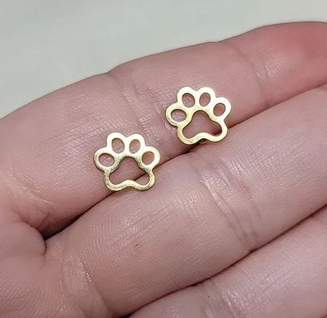 Excited to share the latest addition to my #etsy shop: Paw Print Earrings * Sterling Silver Paw Print Earrings * Dog Paw Earring * Pet Jewelry https://etsy.me/3EQB6NK #silver #birthday #thanksgiving #animal #animals #gold #women #pushback #minimalist Dog Paw Earrings, Paw Earrings, Paw Print Earrings, Pet Jewelry, Minimalist Earring, Gold Earrings Models, Silver Birthday, Birthday Thanksgiving, Gold Rings Fashion