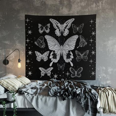 Butterfly Tapestry, Wall Tapestry Bedroom, Cool Tapestries, Grunge Hippie, Wall Hanging Designs, Room Tapestry, Tapestry Bedroom, Grunge Room, Meditation Yoga