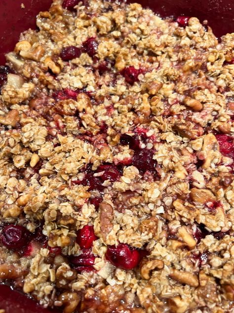 Cranberry Crunch Recipe, Apple Cranberry Crisp Recipe, Cranberry Casserole, Christmas Casserole, Alpha Gal, Food Sides, Cranberry Dessert, Sunday Dinner Recipes, Baking Goods