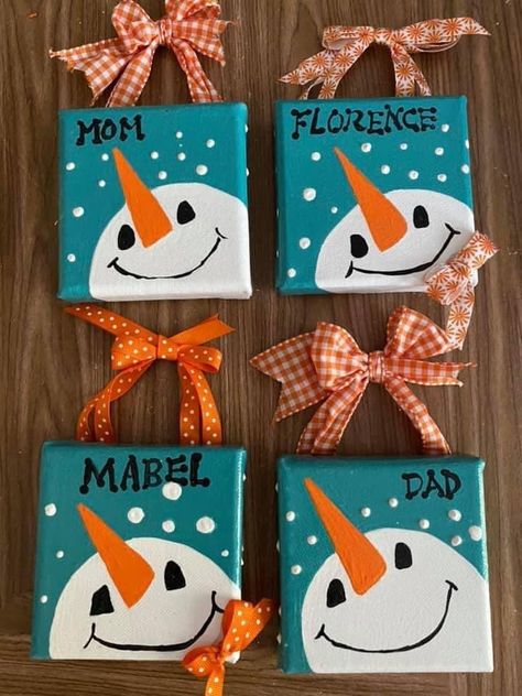 Mini Canvas Ornaments, Snowman Ideas, Canvas Ornaments, Ornaments For Kids, Parents Christmas, Christmas Gifts For Parents, Ornament Ideas, Christmas Things, Classroom Setup