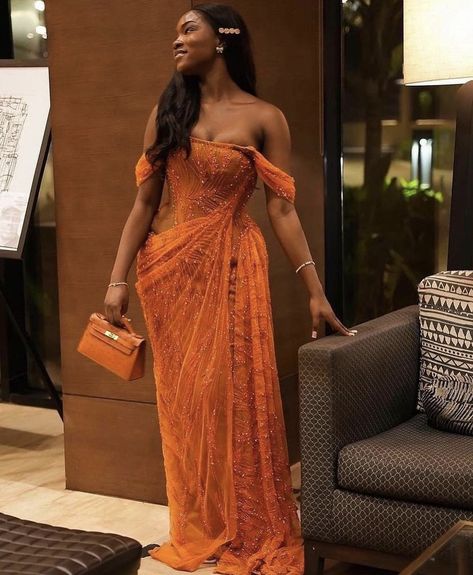 Nigerian Weddings Yoruba, African Dress For Wedding Guest, Yoruba Asoebi Styles, Unique Asoebi Lace Styles, Asoebi Birthday Dress, Orange Asoebi, Orange Asoebi Lace Styles, Asoebi Designs, Wedding Guest African Outfit