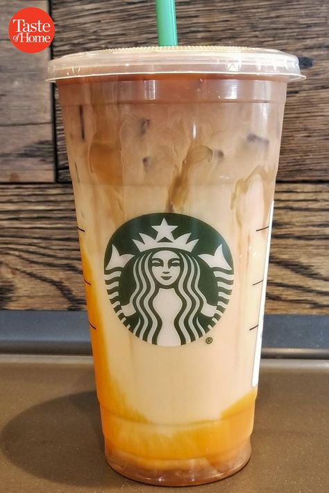 Starbucks Iced Pumpkin Drinks, Pumpkin Caramel Macchiato Starbucks, Pumpkin Macchiato Starbucks, Starbucks Pumpkin Machiatto, Caramel Drinks From Starbucks, Pumpkin Drinks Starbucks, Pumpkin Starbucks Drinks, Pumpkin Macchiato, Starbucks Pumpkin Drinks