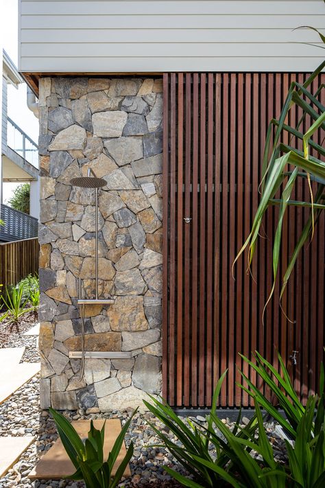 POTTSVILLE BEACH - Stone Style Stone Wall Outside, Stone Cladding Feature Wall, Outdoor Cladding Wall, Natural Stone Wall Cladding Exterior, Outdoor Shower Stone Wall, Natural Stone Wall Outdoor, Stone Feature Wall Exterior, Stone Wall Design Outdoor, Natural Stone Cladding Exterior