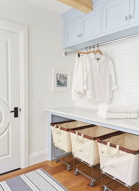 Drying Room, Room Storage Diy, Dream Laundry Room, Laundry Design, Farmhouse Laundry Room, Modern Rustic Decor, Rustic Room, Laundry Room Remodel, Laundry Room Cabinets