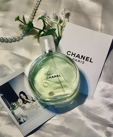 #sagegreen #sage #chanel #sagegreenaesthetic #aesthetic #sagegreenwallpaper #sagechanel #polaroid #wallpaper #sageaesthetic Polaroid Wallpaper, Sage Green Aesthetic, Perfume Lover, Chanel Paris, New Phones, Green Aesthetic, Sage Green, Mint Green, Light Green