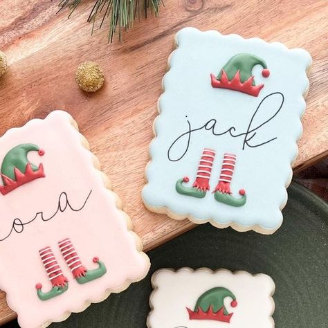 Louise & Co. Cookies on Instagram: "Friendly reminder that the Thanksgiving order form will be turned off tonight so get your orders in while I have a few things left! Link in Bio to order.   Elf on the Shelf Cookies and Advent Calendars will remain on the website for purchase for another 1 or 2 weeks. The Elf on the Shelf pick up date will change to December 12th if ordered after this Friday.   Elf graphic was inspired by StyleVector graphics on Etsy 🤍" Elf On The Shelf Biscuits, Elf On The Shelf Royal Icing Cookies, Elf On A Shelf Cookies Decorated, Pyo Cookies Christmas, Angel Cookies Decorated Royal Icing, I’m Back Elf On The Shelf Cookie, Elf On Shelf Cookies Decorated, Joy Cookies Decorated, Pastel Christmas Cookies Decorated