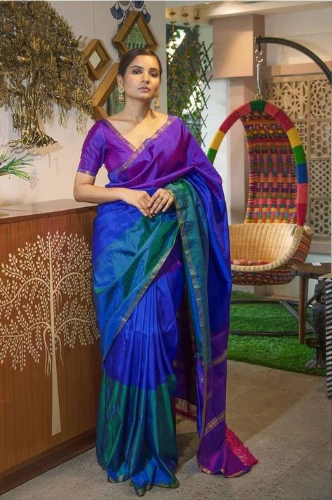 Simple Kanchipuram Silk Saree, Indian Drapes, Violet Saree, Saree Color Combinations, Unique Saree, Green And Violet, Kanjeevaram Sarees, Blue Silk Saree, Kanjivaram Sarees Silk