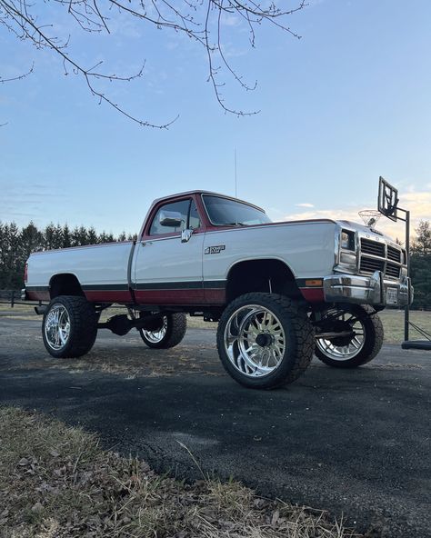 First Gen Dodge Cummins, First Gen Cummins, First Gen Dodge, 2nd Gen Cummins, Cummins Diesel Trucks, 1st Gen Cummins, Lifted Dodge, 2018 Dodge Challenger Srt, Nice Trucks