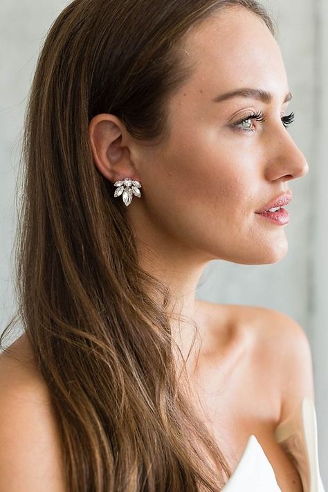 Jewelry Ideas For Bride, Anna Campbell Wedding Dress, Dress For The Wedding, Bride Hair Pins, Inexpensive Jewelry, Bridal Wedding Earrings, Bride Earrings, Swarovski Crystal Earrings, Swarovski Earrings