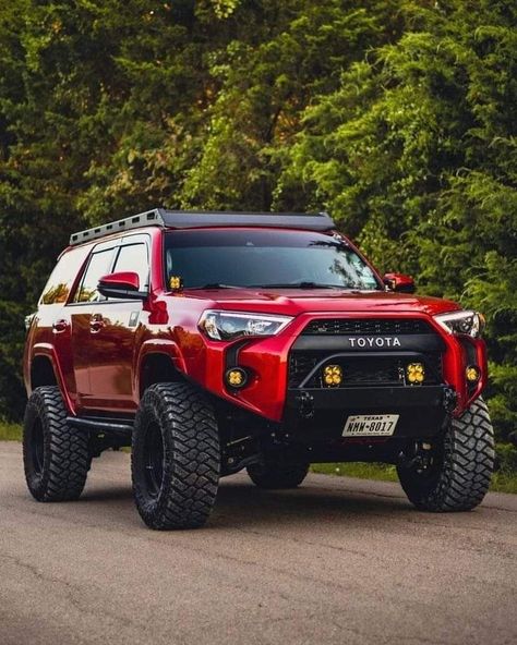 Overland 4runner, 4runner Off Road, Toyota Sequioa, Toyota Runner, Rooftop Tents, 4runner Mods, 4runner Trd Pro, Canon Eos R, Badass Jeep