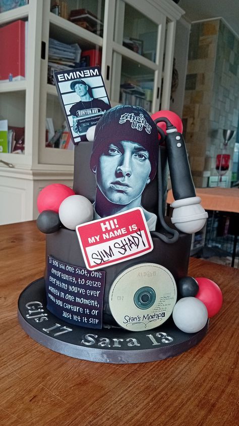 Eminem Birthday Party Ideas, Eminem Themed Party, Eminem Birthday Party, Eminem Birthday Cake, Eminem Cake, Eminem Icon, Bmw Torte, Eminem Birthday, Harlem Fashion