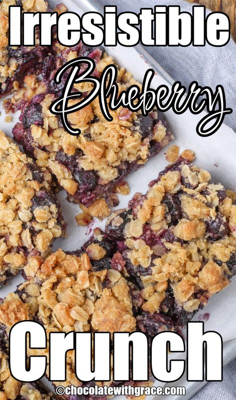 Blueberry Crunch Bars Blueberry Crunch Cookies, Blueberry Bars Recipes Easy, Blueberry Crunch Recipe, Fresh Berries Dessert, Blueberry Crunch, Summer Desserts For A Crowd, Homemade Blueberry Pie, Blueberry Desserts Recipes, Blueberry Crumble Bars