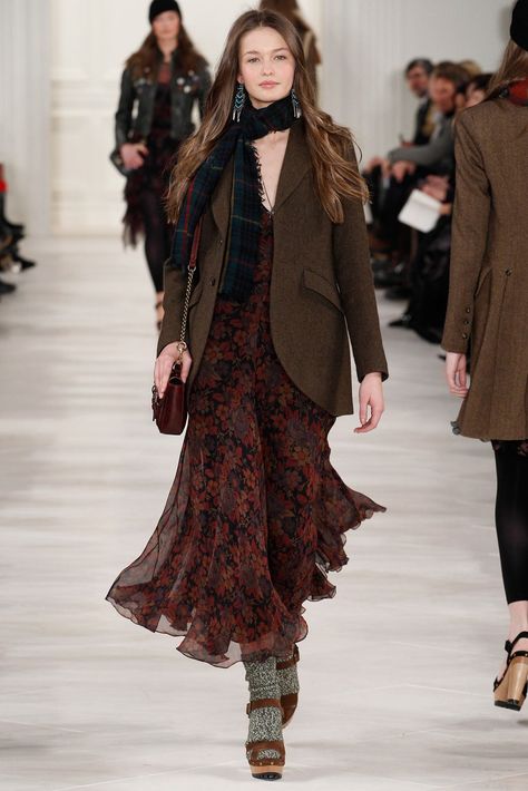 Boho Fashion Spring, Look Hippie Chic, Rok Outfit, Ralph Lauren Fall, Parisienne Chic, Ralph Lauren Style, 가을 패션, Fall 2014, Looks Style