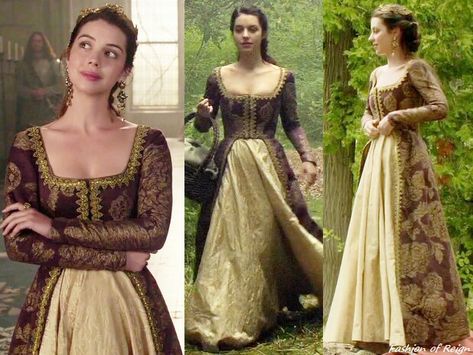 Mary Stuart Reign Outfits, Moda Medieval, Marie Stuart, Reign Fashion, Reign Dresses, Mary Dress, Mary Stuart, Old Fashion Dresses, Fantasy Gowns