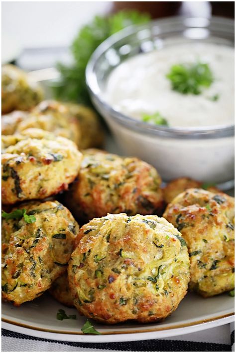 APPETIZERS Zucchini Appetizer Recipes, Zucchini Cups, Zucchini Dishes, Zucchini Appetizer, Veggie Bites, Zucchini Bites, Garlic Dip, Egg Muffin, Yum Recipes