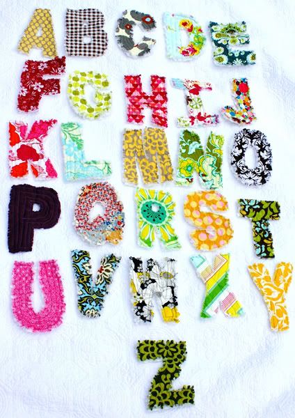 Quilt Letters, Diy Quiet Book, Quilted Items, Fabric Letters, Rag Quilt, Diy Couture, Quilt Tutorials, Craft Fair, Letter Patterns