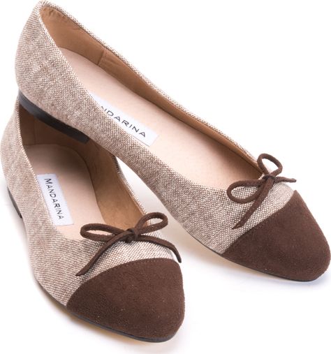 Brown Flats Shoes, Shoes For Women Over 50, Ballet Flats Brown, Girls Shoes Teenage, Brown Flat Shoes, Quirky Shoes, Slip On Dress Shoes, Fashion Shoes Sandals, Shoes Outfit Fashion